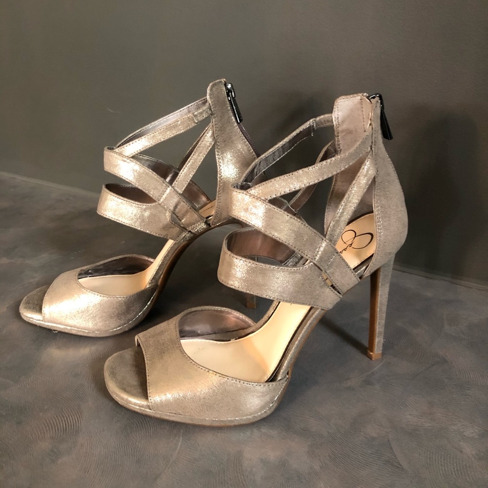 Jessica Simpson champagne metallic shoes